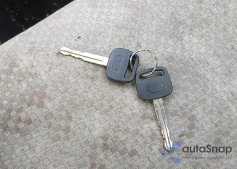 2008 Toyota Yaris z USA, uszkodzony, nr VIN JTDBT923584021149